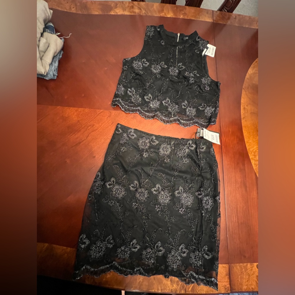 Two piece embroidered black and silver skirt set
